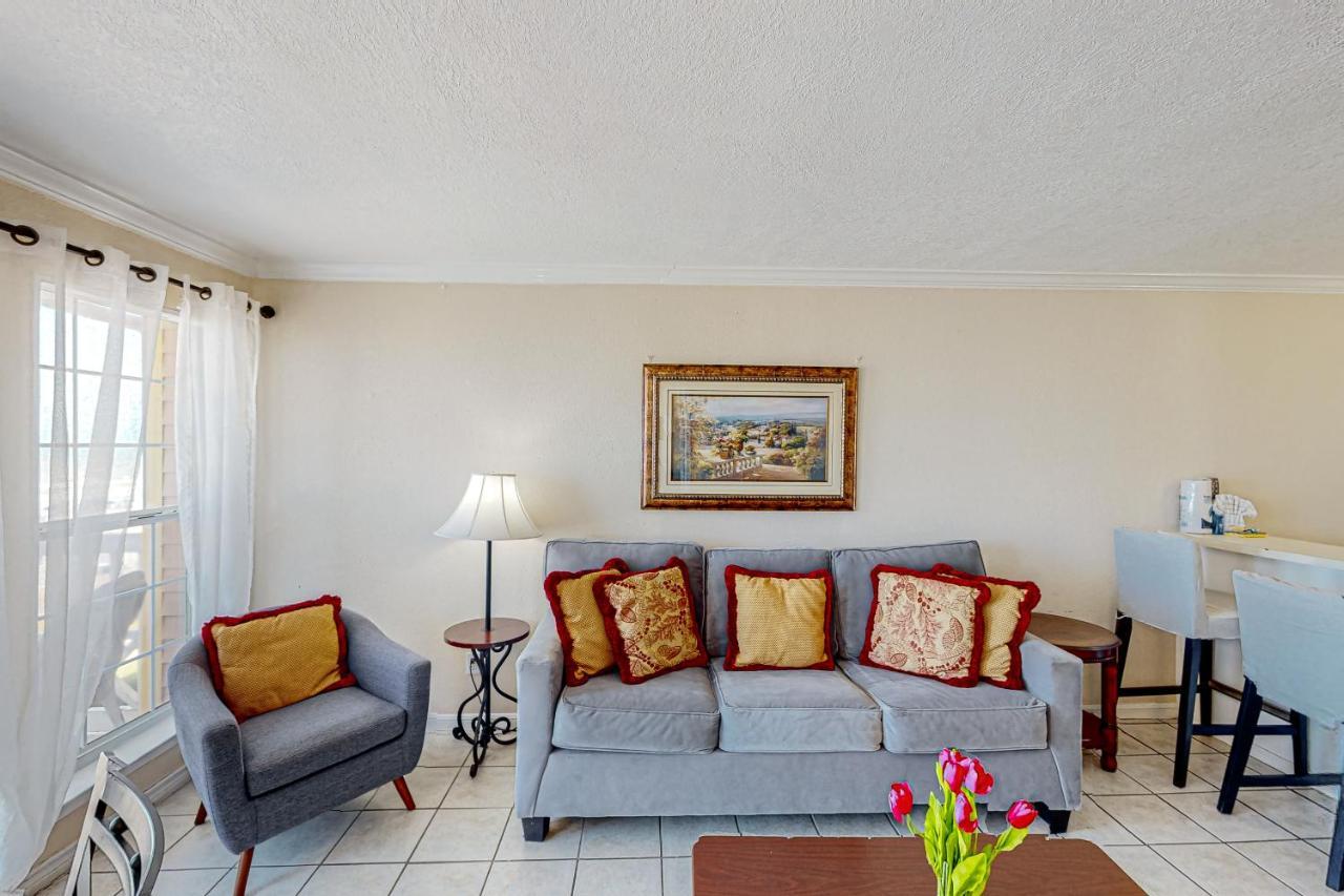 Beachfront Haven Galveston Bagian luar foto