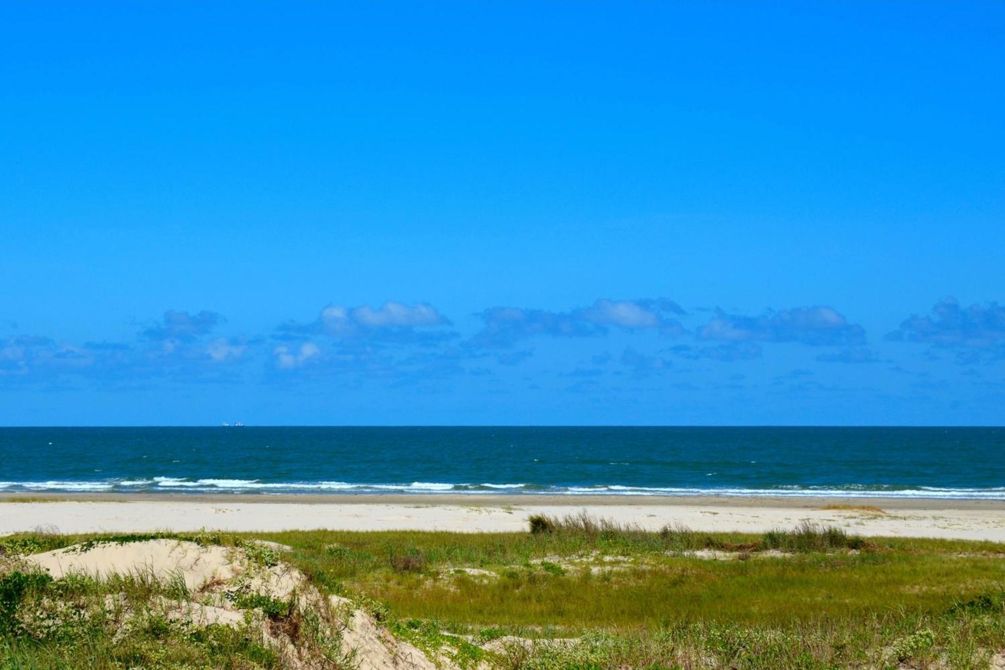 Beachfront Haven Galveston Bagian luar foto